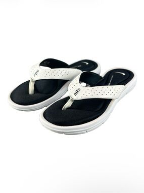 Nike Comfort Thong Sandals Women US 7 White Black Memory Foam Flip Flops Slides